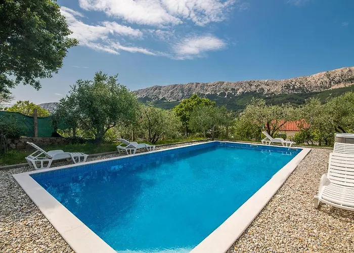 M Διαμέρισμα *