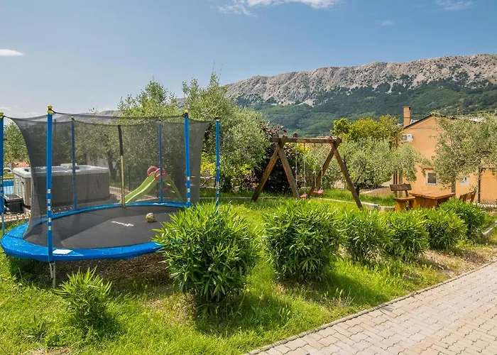 M * Baška