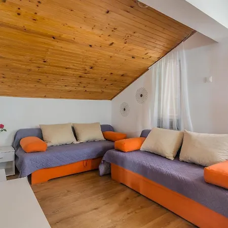 M Apartment *