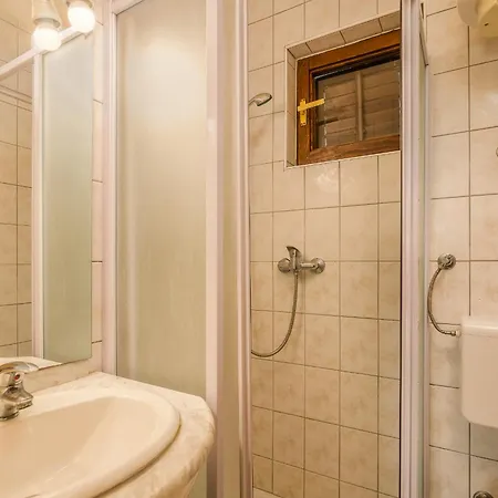 Apartman M *